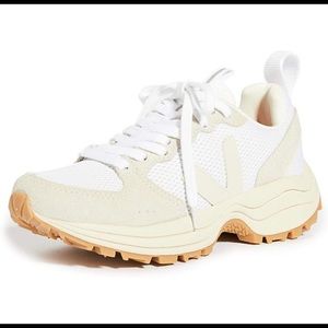 Venturi Sneaker in White & Pierre & Natural